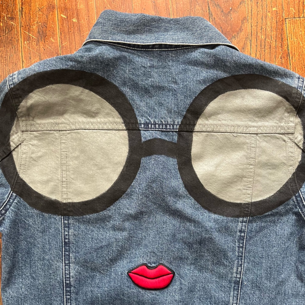 Alice + Olivia Denim Jacket with Eyeglasses and lips embroidered in the back. - Picture 2 of 10
